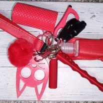 Women’s Self-Defense Keychain Kit – Compact Safety Tools for Everyday Protection